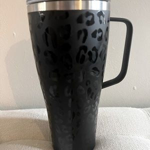 Brumate Toddy XL 32oz in Onyx Leopard